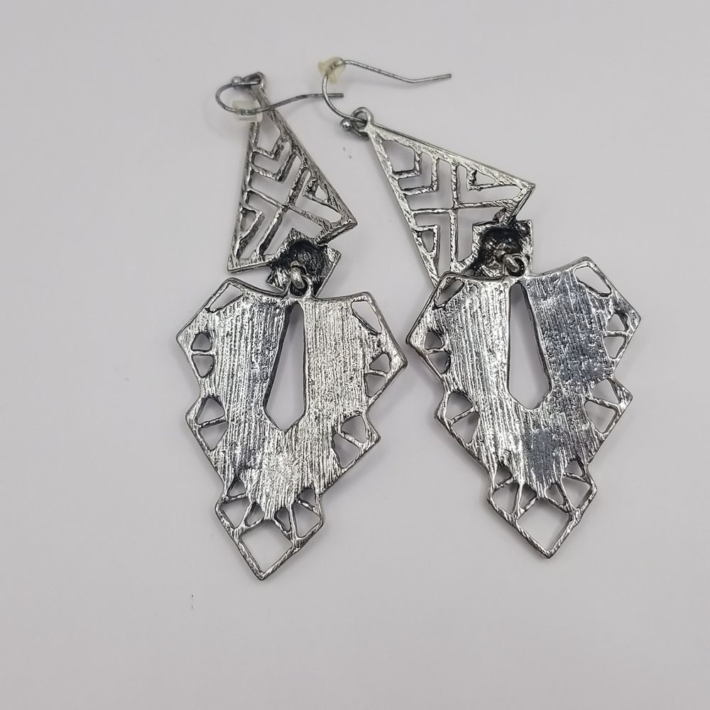 Earrings French hook Aztec silver toned 80s Women's dangle - Picture 2 of 3